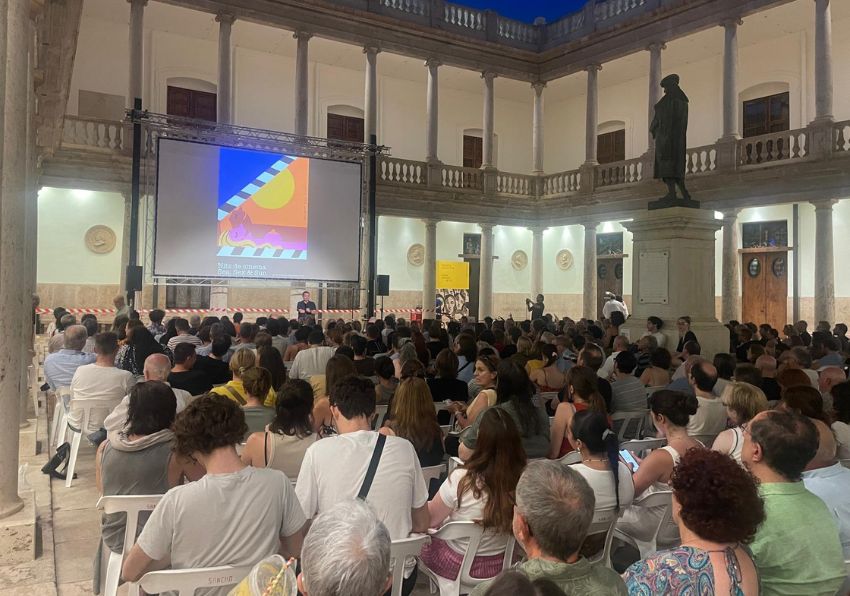 Imagen del evento:Público en 'Nits de Cinema' 2024